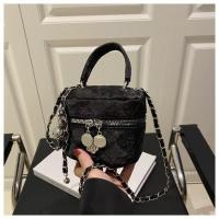 ราคา กระเป๋าสะพายข้างทรงสี่เหลี่ยมจัตุรัสทรงสี่เหลี่ยมขนมเปียกปูนสำหรับผู้หญิง กระเป๋าสะพายไหล่แบบลำลอง กระเป๋าสะพายข้างแบบสะพายข้างแบบโซ่ กระเป๋าสะพายข้างแบบลำลอง (24059864891)