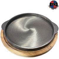 ราคา กระทะย่างเนย มีหูจับ2ข้าง กระทะเหล็กหล่อพร้อมถาดไม้รอง 9 นิ้ว ปิ้งย่าง กระทะเหล็กแบน กระทะร้อน กระทะเนื้อย่าง (15977593079)