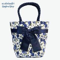 ราคา กระเป๋าสะพายไหล่ กระเป๋า Tote Bag กระเป๋าสายเกลียว กระเป๋าผูกโบว์ ลายกุหลาบสีกรม (7198114191)