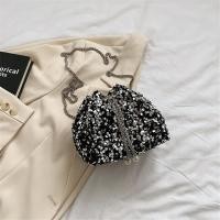 ราคา PIYU กระเป๋าประดับด้วยเลื่อมแฟชั่นกระเป๋าถือฟรุ้งฟริ้งเฉพาะกลุ่มความจุขนาดใหญ่ลำลองกระเป๋าสะพายไหล่ (23928817097)