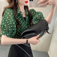 ราคา เสื้อเชิ้ตคอโปโลแขนสั้นลายจุดสีแดงสไตล์ย้อนยุคสไตล์ฝรั่งเศสฤดูร้อน 2025 ทรงหลวม แขนพอง ปกโปโล กระดุม (24770248081)
