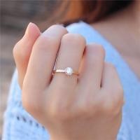 ราคา แหวนชิคเพชรเดี่ยวหรูหราเบาๆสไตล์ญี่ปุ่นมินิมอลสำหรับผู้หญิงแหวนไทเทเนียมสีโรสโกลด์18K แหวนเพชรทองหลากสีแหวนนิ้วก้อยนิ้วก้อย (13021913415)