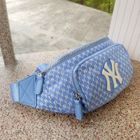 ราคา กระเป๋าคาดอก คาดเอว แฟชั่น เกาหลี กระเป๋าสะพายข้าง สะพายไหล่ คาดอก ซิป ใส่พาสปอร์ต ใส่กุญแจ ผู้ชาย ผู้หญิง waist bag Fashion bag (23260855748)