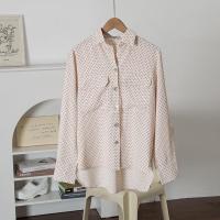 ราคา เสื้อเชิ้ตผู้หญิงคอโปโลลายจุดทรงหลวมแขนยาวสไตล์วินเทจฝรั่งเศส กระเป๋าเสื้อผ้าสำหรับใส่ไปทำงาน (24889064613)