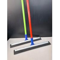 ราคา ไม้ปาดน้ำ 18 24 ยางรีดน้ำ ไม้ยางรีดน้ำ 18 นิ้ว สำหรับกวาดน้ำขังจากการขัดล้างพื้น ด้ามผลิตจากเหล็กปลอกหุ้มสีอย่างดี คละสี (23493091964)
