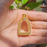 ราคา จัดส่งเร็ว กรอบพระชุบทองล้อมเพชร ใส่รูปหล่อหลวงพ่อเงินเล็ก กว้าง1 6 สูง2 4ซม ขนาดจอกระจก มีห่วงและยางรองแถมให้พร้อมใส่ (24635949162)