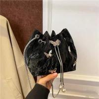 ราคา ice cherry พร้อมส่ง กระเป๋าสะพายข้าง แนวโน้มแฟชั่นเฉพาะกลุ่ม การออกแบบผีเสื้อน่ารักมาก EP700 (23272605244)