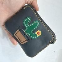 ราคา กระเป๋าใส่เหรียญ ขนาด 3 5 x 4 5 นิ้ว เย็บมือจากหนังวัวแท้ทั้งใบ ตะบองเพชร 3 (20413083857)