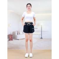 ราคา กางขาสั้นผู้หญิง กางเกงใส่ลำลอง เอวยางยืด แต่งแถบ เว้าข้าง มีเชือก มีกระเป๋าให้ใช้งาน เนื้อผ้าลูกฟูก p360 (24156302368)