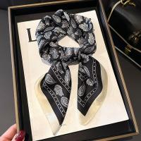 ราคา ผ้าพันคอไหมลายจุดสีดำขาว ผ้าพันคอผ้าฝ้ายบางสำหรับผู้หญิง ฤดูใบไม้ผลิ ฤดูใบไม้ร่วง ฤดูหนาว ผ้าคลุมคอ ผ้าคลุมไหล่ แฟชั่น (23734562172)