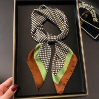 ราคา ผ้าพันคอไหมลายจุดสีดำขาว ผ้าพันคอผ้าฝ้ายบางสำหรับผู้หญิง ฤดูใบไม้ผลิ ฤดูใบไม้ร่วง ฤดูหนาว ผ้าคลุมคอ ผ้าคลุมไหล่ แฟชั่น (23734562174)