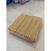 ราคา เบาะรองนั่งนุ่นลายขิด ขนาด40 40cmหนา 6cm (21285490694)