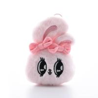ราคา สร้อยคอมุกแท้ ตุ๊กตา esther Bunny ยัดไส้ โบว์สำหรับผูก ขนปุยฟู ซองหนังกระต่าย คาวาอิ นุ่มนุ่มๆ กระเป๋าเหรียญกระต่าย จี้ห้อยกระเป๋า (24853395316)