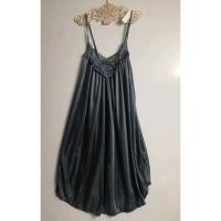 ราคา ชุดนอนผ้าแพรสายเดี่ยว เนื้อผ้าบางเบาใส่สบายสายสามารถปรับได้ (16629707626)