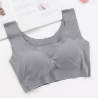 ราคา สปอร์ตบรา B 024 บราไร้ขอบไร้โครงไร้ตะเข็บ ฟองน้ำถอดได้ ผ้าลื่นใส่สบาย พร้อมส่ง (23747963254)