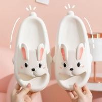 ราคา การจัดส่งในท้องถิ่น รองเท้าแตะกระต่าย รองเท้ารองเท้าแฟชั่นสวมของเด็ก สีสันสดใส ยางนิ่มมาก ใส่สบาย กระต่ายน่ารัก (24352863431)