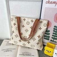 ราคา กระเป๋าผู้หญิงแฟชั่นใหม่กระเป๋ากระเป๋าผ้าสะพายไหล่หนึ่งใบกระเป๋าถือน่ารักกระเป๋านักเรียนนักเรียนกระเป๋าหิ้วทรงสี่เหลี่ยมความจุขนาดใหญ่ (24843873749)