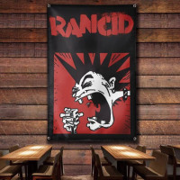 ราคา ผ้าตกแต่งผนัง ผ้าธง ลายสายaเขียว เสรี 420 drew smily (24711862778)