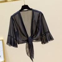 ราคา เสื้อคลุมกันแดดผ้าชีฟองแขนสั้นสไตล์เกาหลีสำหรับฤดูร้อน ทรงหลวม คอวี แขนกระดิ่ง เสื้อคลุมกันแดดแบบสวมหัว (23078554491)