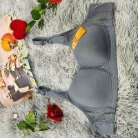 ราคา ชุดชั้นในไร้โครง 305 คัพB ฟองน้ำบาง ตะขอถอดสายไม่ได้ (19575733872)