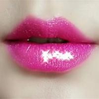 ราคา VARIVIDA BeautyIU Glitter Lipstick Moisturizing Long Lasting Non Stick Cup Lip Gloss shimmer Lipstick For Women (24497932070)