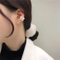 ราคา ear cuff ที่หนีบหูมุกรูปตัว C (19481022614)