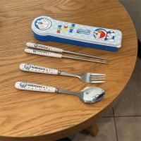 ราคา ชุดช้อนส้อมตะเกียบพร้อมกล่องคิตตี้ (24459917519)