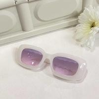 ราคา ร้านไทย แว่นตาแฟชั่น รวมแว่นตาสีขาว แว่นตากันแดด พร้อมส่ง (22511916955)