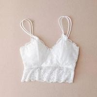 ราคา V home เสื้อลูกไม้สายเดี่ยวครึ่งตัว ผ้าลูกไม้นิ่มใส่สบาย มีสายคู่ มีฟองน้ำในตั (23212107426)