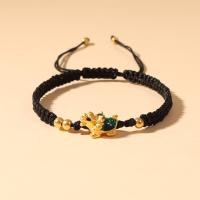 ราคา ด้ายแดง สร้อยข้อมือด้ายแดง ปี่เซียะ ปี่เซียะคาบเหรียญ ด้ายแดงปี่เซียะ กำไลปี่เซียะ ด้ายแดงฮ่องกง ปี่เซียะรุ่นดั้งเดิม Pinapple (21475281522)