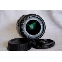 ราคา Nikon AF S 18 55mm F 3 5 5 6G VR II คือเลนส์ใหม่ที่มีขนาดกะทัดรัดและน้ำหนักเบา ลงตัวสำหรับกล้อง Nikon D3300 ด้วยประสิทธิภาพที่ถูกพัฒนาไปอีกขั้น ฟังก์ชั่นลดการสั่นไหว VR และระยะการโฟกัสใกล้สุดที่ 0 25 