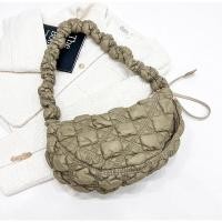 ราคา Deere Jack กระเป๋าสะพาย กระเป๋าสะพายผญ กระเป๋าสะพายผู้หญิง กระเป๋าแฟชั่น กระเป๋าปุยเมฆ กระเป๋านุ่มนิ่ม กระเป๋าถือ กระเป๋าสะพายข้าง กระเป๋าโฮโบ กระเป๋าก้อนเมฆ กระเป๋าก้อนเมฆ nylon (19185296821)