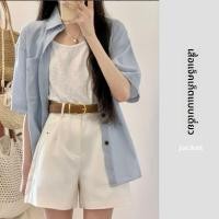 ราคา YUEZHONGWEI เสื้อเชิ้ตแขนสั้นหลวมๆ สีฟ้า ดีไซน์ฤดูร้อน 2025 เสื้อเชิ้ตผู้หญิง ทรงหลวมๆ สไตล์เกาหลี เสื้อเชิ้ตแขนสั้นสำหรับใส่ทำงาน (24932708425)