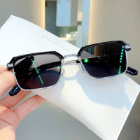 ราคา แว่นตาสายตายาว เลนส์ออโตเมติก ออกแดดเปลี่ยนสี UV400 แว่นกรองแสง แว่นสายตายาว เลนส์ออโต้ กรองแสงสีฟ้า แว่นอ่านหนังสือ แว่นสายตาออโต Super Auto Blue Lens กันUV99 ออโต้กรองแสง กรองแสงออโต้ แว่นตากรองแสง 