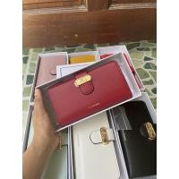 ราคา กระเป๋าสตางค์ผู้หญิง กระเป๋าสตางค์Lyn outlet มีหลายสีเเต่งหน้าเข็มขัด เเต่งอะไหล่สีทอง (24262192108)