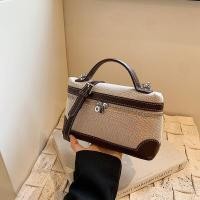 ราคา กระเป๋าสะพายข้างทรงกล่องสี่เหลี่ยมเล็กสีบล็อกแฟชั่นสำหรับผู้หญิง กระเป๋าสะพายข้างแบบสะพายข้างแบบลำลอง กระเป๋าถือแบบมีซิป กระเป๋าสะพายข้างแบบมีสายสะพายข้าง (22480045686)