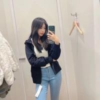 ราคา UNIQLO รูปแบบใหม่ U บ้าน2022ใหม่ G Irls เสื้อกันหนาวกีฬาและการพักผ่อนซิปคลุมด้วยผ้าคาร์ดิแกนแขนยาวแจ็คเก็ตสีทึบ444543ของแท้เดิม (16679212927)