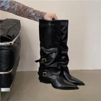 ราคา MOSI รองเท้าบูทส้นเตี้ยปลายแหลม สีดำ (25025961918)