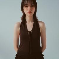 ราคา Studio Co Draped Halter Top เสื้อยืดแขนกุดคอถ่วง (25224757623)
