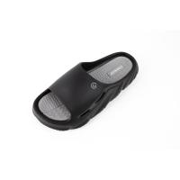 ราคา Charled รองเท้าแตะแบบสวมสำหรับชาย รุ่น RS6831 (23772163194)