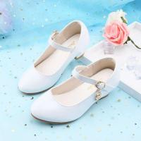 ราคา รองเท้าเด็กผู้หญิงสีขาว ทรงหัวแหลม สำหรับเดินบนเวที รองเท้าเด็ก รองเท้าส้นสูง สีเงิน แฟชั่นฤดูใบไม้ร่วง รองเท้าเด็ก (21843516841)