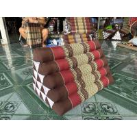 ราคา หมอนอิงสามเหลี่ยม 15 ช่อง ลายชิดลายไทย ไซส์ใหญ่ (24972155943)