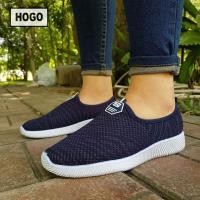 ราคา ส่งเร็วพิเศษ HOGO รองเท้าผ้าใบ รองเท้าผ้าใบผู้หญิง Slipon นิ่มสุดๆ กันลื่น ทนทาน คู่เดียวเอาอยู่ รองเท้าผู้หญิง รองเท้าแฟชั่น พร้อมส่ง (712038739)