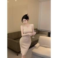 ราคา Cici 871 เดรสสายเดี่ยว ผ้าไหมพรมทอร่องใหญ่ ทรงรัดรูปฮิตมาก (19098090411)