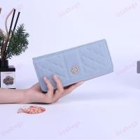 ราคา CD25 กระเป๋าตัง กระเป๋า2พับยาว ผู้หญิงกระเป๋าสตางค์ ไซส์ยาว2 พับ มีช่องใส่ธนบัตร 4 ช่องแนวยาว มีช่องซิปด้านใน 1 ช่อง (24291381267)