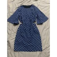 ราคา เดรสแขนสามส่วนแต่งแขนระบาย เอวเว้า กระโปรงทรงเอ ลายจุดสีกรม (19116235222)