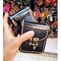 ราคา กระเป๋าใส่เหรียญ เอนกประสงค์ สำหรับตลับเมตร ใส่กุญแจ รีโมท บุหร เหรียญ ผลิตจาก หนังวัวแท้ ขนาด 3x4x1 นิ้ว (24989114104)