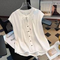ราคา เสื้อเชิ้ตแขนสั้นผ้าชีฟองหลวมสไตล์ฝรั่งเศสคอป้าน ทรงหลวม สไตล์ฤดูร้อน เสื้อผ้าทำงาน แฟชั่นลำลอง เสื้อเชิ้ตแขนสั้นลายการ์ตูน (24766036890)