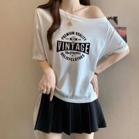 ราคา เสื้อครอปสาวอวบน่ารักๆ oversize เสื้อผ้าแฟชั่นมาใหม่ เสื้อยืดโชว์ปาดไหล่ผู้หญิง ทรงหลวมสไตล์ เกาหลี สตรีทสไตล์วินเทจ (25135261747)