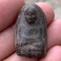 ราคา หลวงปู่ทวด วัดช้างให้ พิมพ์พระรอด ปี2497 (25219034287)